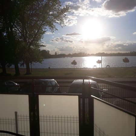Tila Apartment Walcz Bagian luar foto