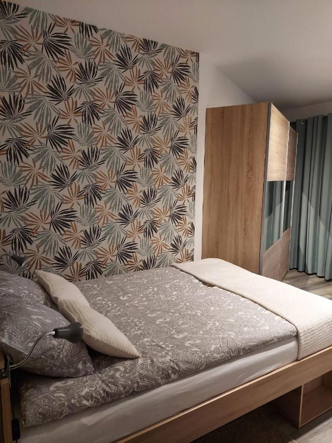 Tila Apartment Walcz Bagian luar foto