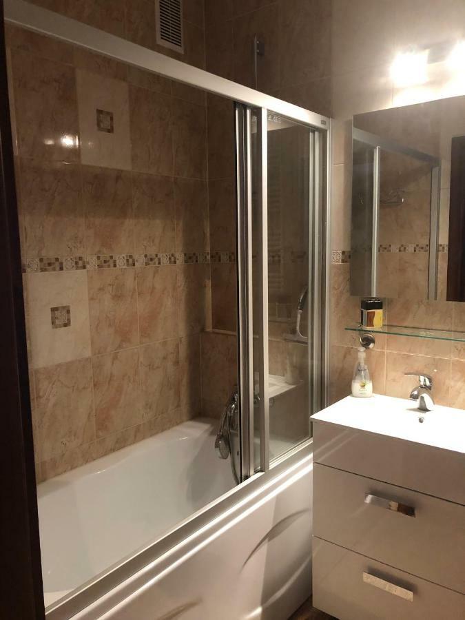 Tila Apartment Walcz Bagian luar foto